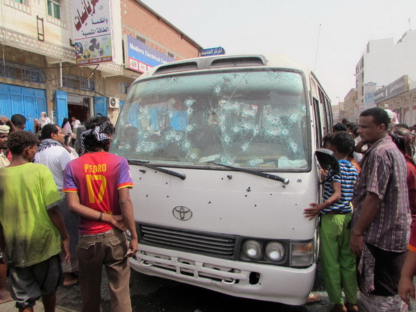 Yemen: Phiến quân tấn công xe quân sự, 9 người thiệt mạng ảnh 1