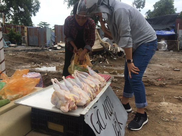 Thành phố Hồ Chí Minh: Cần có giải pháp kiểm soát gà “siêu rẻ” ảnh 2