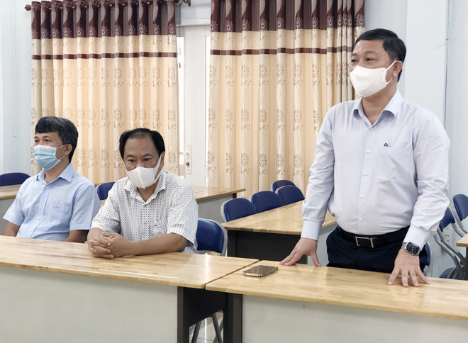 Bàn giao xe khám bệnh lưu động phục vụ chống COVID-19 cho TP.HCM ảnh 2