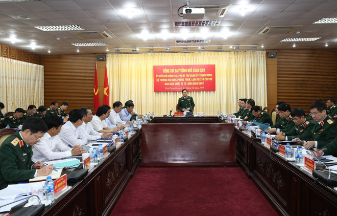 Đại tướng Ngô Xuân Lịch chủ trì bàn giao chức vụ Tư lệnh Quân khu 1 ảnh 2