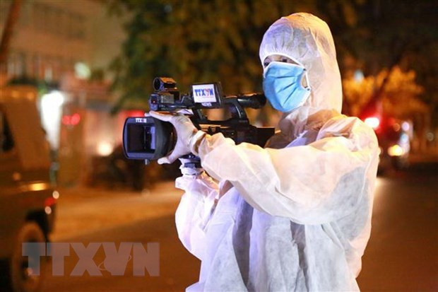 Bỏ các chứng chỉ không phù hợp với BTV, PV, đạo diễn truyền hình ảnh 1