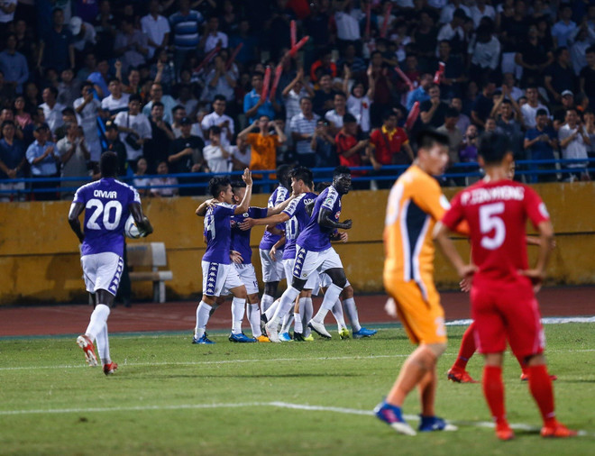 Hà Nội FC đánh rơi chiến thắng đầy đáng tiếc trước April 25 ảnh 1