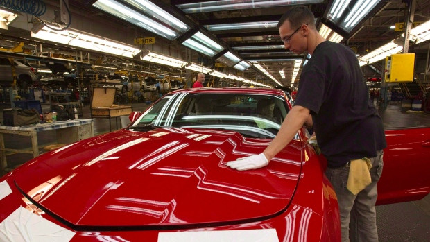 Canada lo lắng khả năng bị đánh thuế cao khi xuất ôtô sang Mỹ ảnh 1