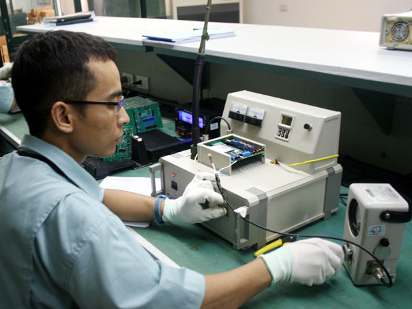 First dành 1 triệu USD cho dự án liên kết chuyên gia nước ngoài ảnh 1