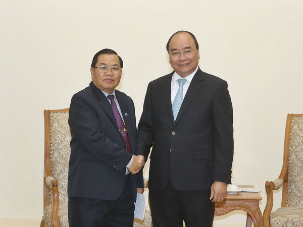 Thủ tướng Nguyễn Xuân Phúc tiếp Phó Chủ tịch Quốc hội Lào ảnh 1