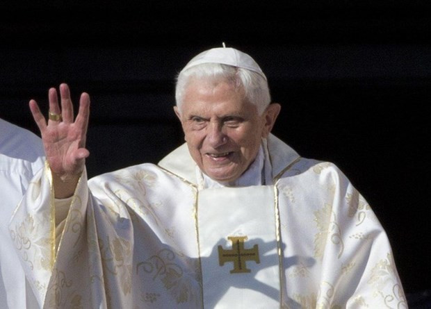 Vatican thông báo cựu Giáo hoàng Benedict XVI qua đời ở tuổi 95 ảnh 1