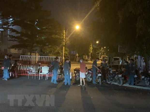 Truy tìm người phụ nữ đi xe chung với bệnh nhân số 2585 ở Bình Dương ảnh 1