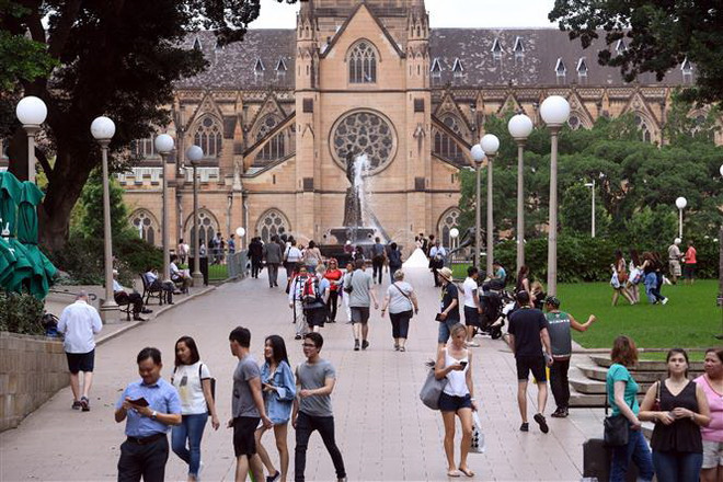 Australia gia hạn thời gian lưu trú thị thực du lịch kết hợp lao động ảnh 1