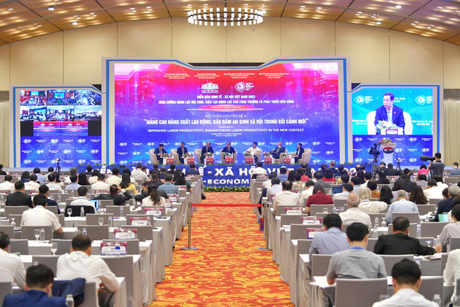 Việt Nam cần phát triển nguồn nhân lực phù hợp những thách thức mới ảnh 1