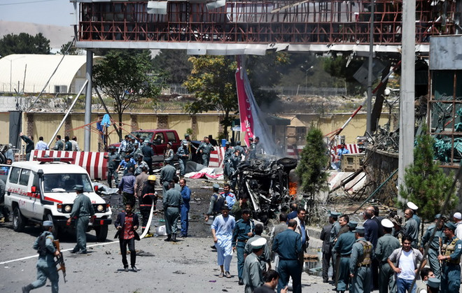 Đánh bom liều chết ở Afghanistan làm 3 nhân viên NATO thiệt mạng ảnh 1