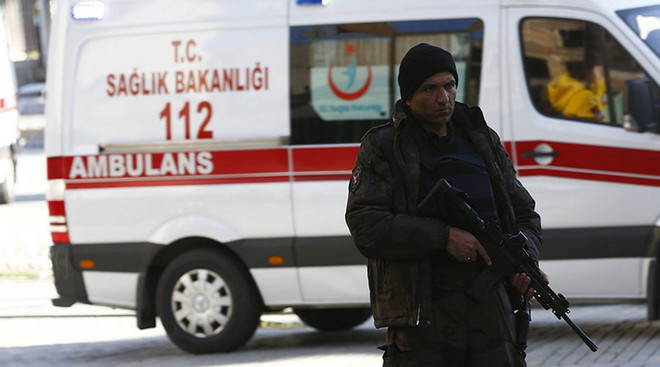 [Video] Đánh bom kép tại Thổ Nhĩ Kỳ làm hàng chục người thương vong ảnh 1