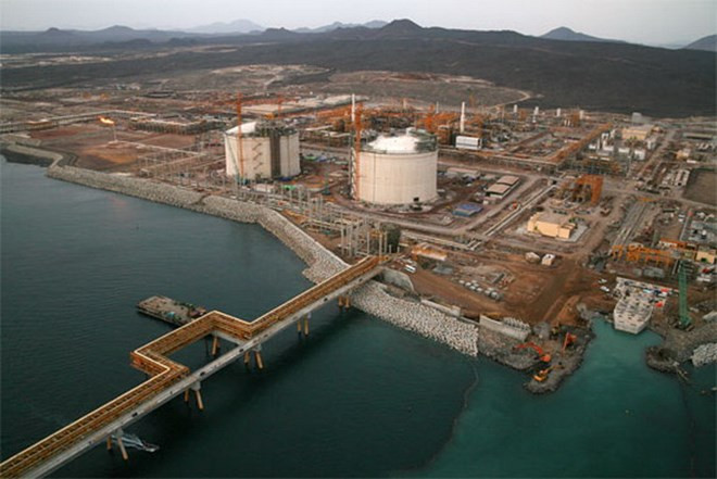 Lực lượng bộ lạc chiếm giữ một mỏ dầu lớn tại Đông Nam Yemen ảnh 1