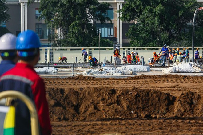 ​Thị sát xây dựng bệnh viện dã chiến, khu cách ly tập trung tại Hà Nội ảnh 1