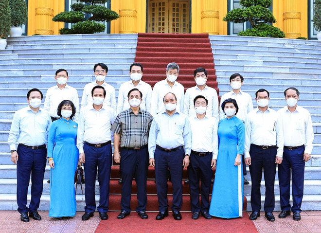 Chủ tịch nước gặp mặt các điển hình tiêu biểu của ngành Dệt may ảnh 3