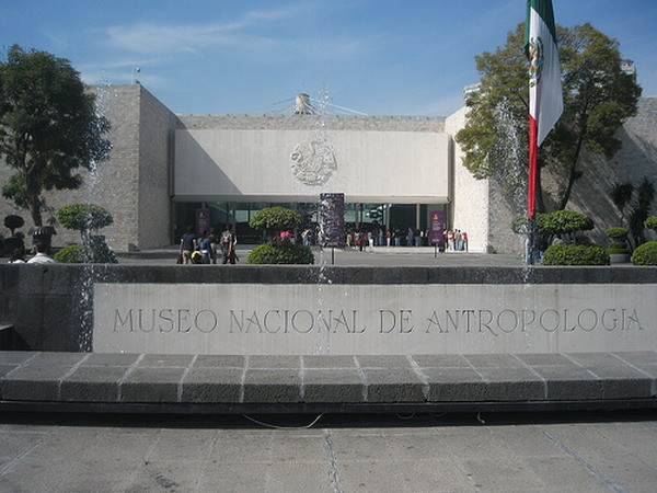 Mexico phát hiện bàn thờ thuộc nền văn hóa Azteca ảnh 1