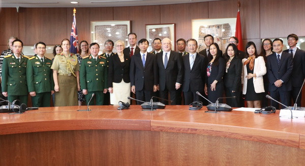 Đối thoại chiến lược ngoại giao và quốc phòng Việt Nam-Australia ảnh 2