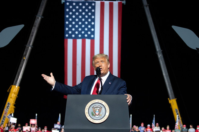 Bầu cử Mỹ 2020: Nước Mỹ nín thở trước thời khắc quyết định ảnh 1