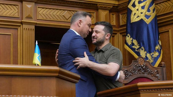 Ukraine và Ba Lan đạt thỏa thuận về kiểm soát hải quan chung ảnh 1