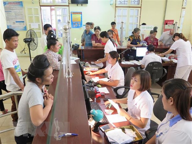 (Ảnh: Hữu Quyết/TTXVN) Những chính sách kinh tế mới chính thức có hiệu lực từ tháng 11/2023 ảnh 2