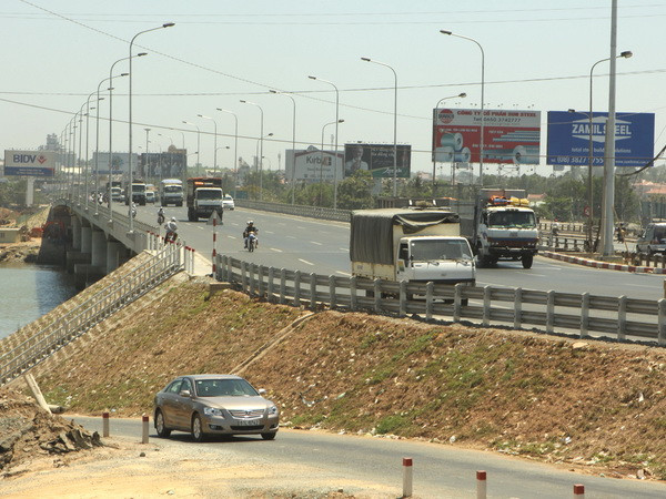 Bàn giao toàn bộ mặt bằng dự án cầu Đồng Nai mới trong tháng 10 ảnh 1