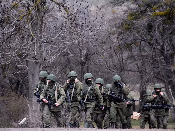"Khoảng 2.000 binh lính Nga thiệt mạng ở miền Đông Ukraine" ảnh 1