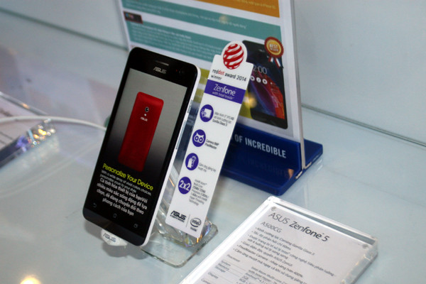 Asus mở "đại tiệc" công nghệ, khoe 400 sản phẩm ở thủ đô Hà Nội ảnh 4