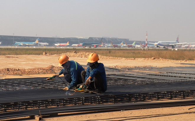 Sẽ hoàn thành đường băng 1A Nội Bài để khai thác Tết Nguyên đán ảnh 1