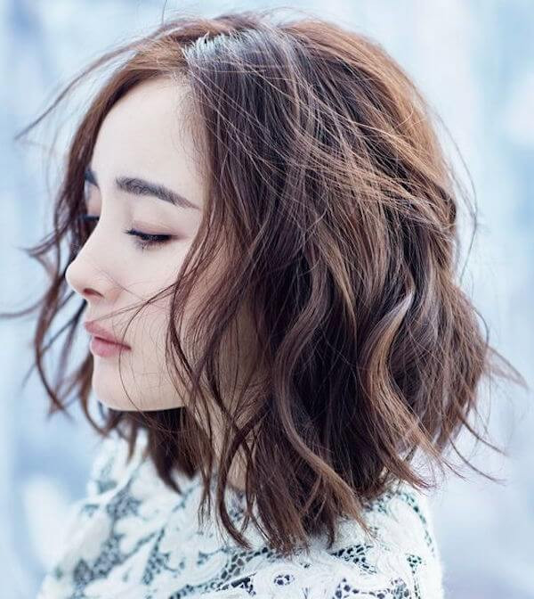 Bảy kiểu tóc ngang vai khiến mọi bạn gái đều trở nên xinh đẹp ảnh 7