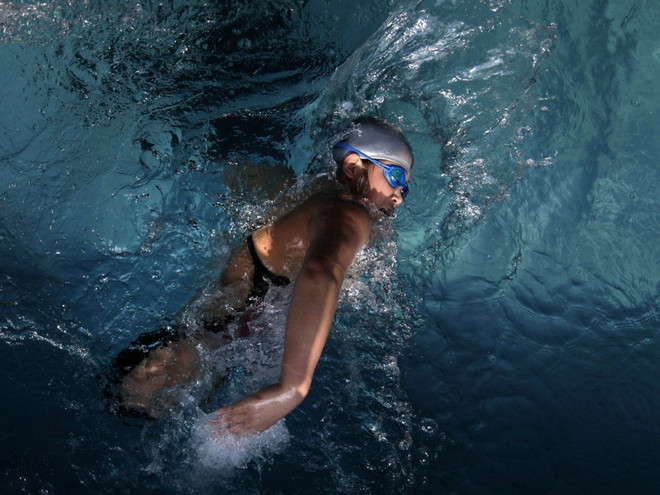 Nghị lực tuyệt vời của "cô bé bóng rổ" phải cắt bỏ đôi chân ảnh 3