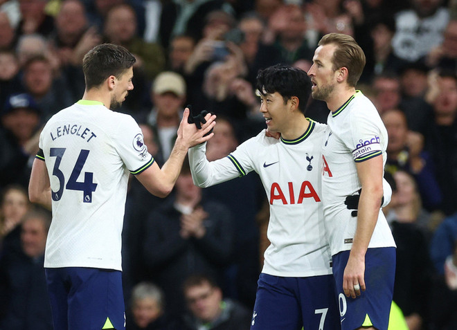 Premier League: M.U đua ngôi vương, Tottenham chen chân vào top 4 ảnh 2