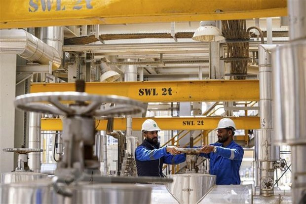 Giá dầu thế giới giảm mạnh sau phát biểu của Chủ tịch ECB ảnh 1