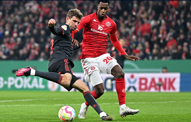 Bayern chấm dứt chuỗi trận gây thất vọng bằng màn 'hủy diệt' ảnh 3