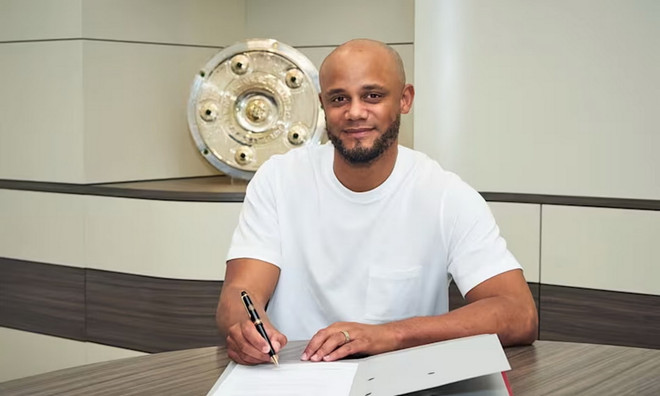 HLV Kompany dẫn dắt Bayern Munich theo bản hợp đồng 3 năm. (Nguồn: Baye kompany_Bayern_3005.jpg
