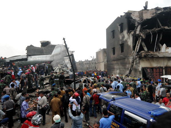 Vụ rơi máy bay Indonesia: Tiền bảo hiểm khoảng 2,25 tỷ rupian ảnh 1