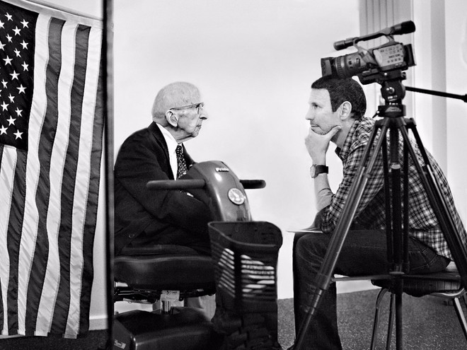 Cuộc sống tuyệt vời của những người già 100 tuổi trên khắp nước Mỹ ảnh 2