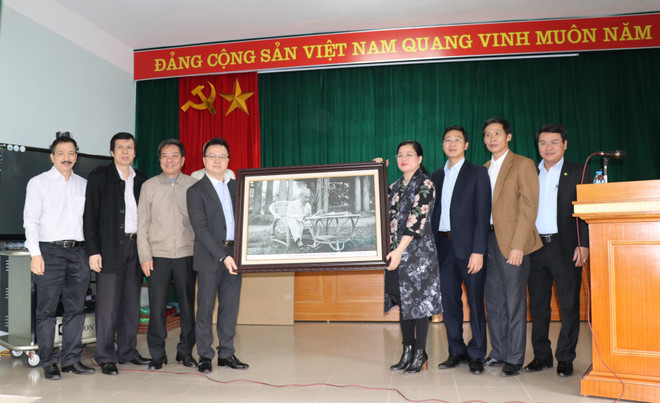 Nông dân Kinh Môn thu về cả nghìn tỷ đồng từ trồng hành, tỏi ảnh 1