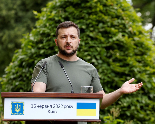 Lãnh đạo Pháp và Ukraine thảo luận về nhu cầu quốc phòng của Kiev ảnh 1