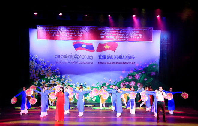 Đặc sắc chương trình nghệ thuật kỷ niệm 55 năm quan hệ Lào-Việt ảnh 2