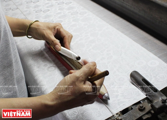 Tìm hiểu quá trình ươm tơ, dệt lụa trên cao nguyên Lâm Đồng ảnh 9