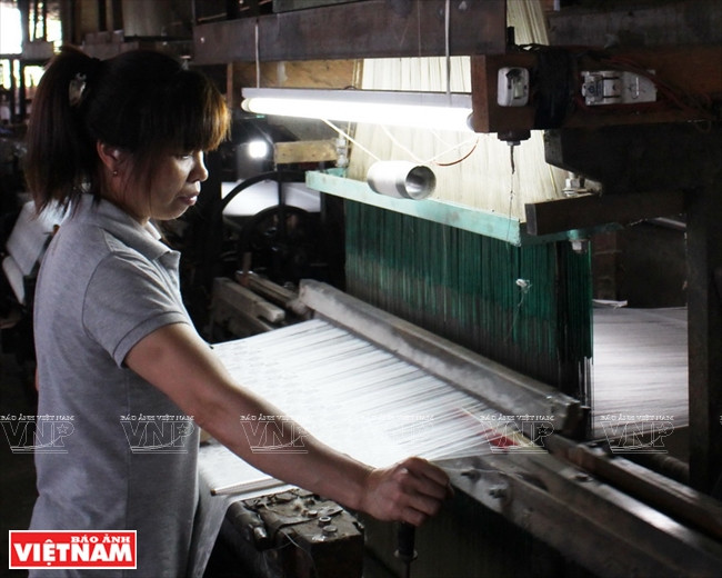 Tìm hiểu quá trình ươm tơ, dệt lụa trên cao nguyên Lâm Đồng ảnh 8