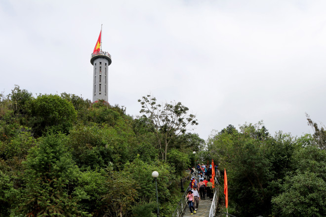 Xúc động trải nghiệm nơi địa đầu Tổ quốc những ngày đầu năm ảnh 1