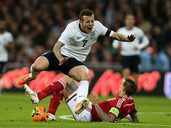 Tin 7/3: Van Persie sốc vì Sir Alex, Arsenal nhận hung tin ảnh 4