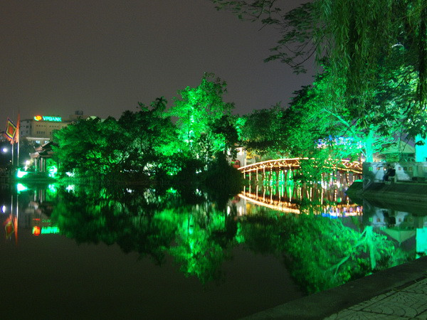 Hà Nội cần tận dụng những lợi thế để phát triển du lịch ảnh 1