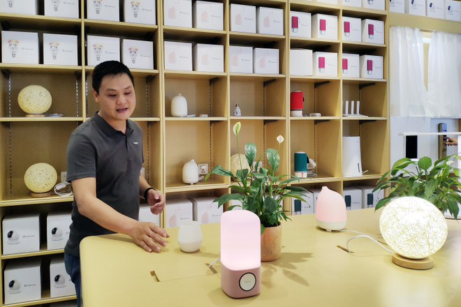 Cận cảnh cửa hàng trải nghiệm đầu tiên của Huawei tại Việt Nam ảnh 5