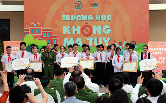 Cuộc thi "Trường học không ma túy" tại Nam Định. (Nguồn: TTXVN) TTXVN_1806matuyhocduong.jpg