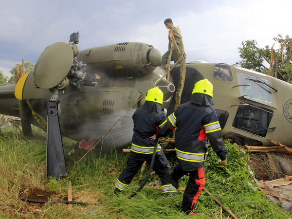Rơi máy bay trực thăng SOCOL của Không quân Philippines ảnh 1