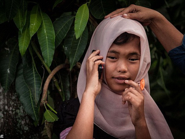 Tìm thấy cô bé mất tích 10 năm sau thảm họa sóng thần 2004 ảnh 1