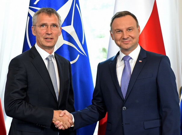 Các nhà lãnh đạo NATO bàn về quan hệ với Nga và vấn đề Brexit ảnh 1