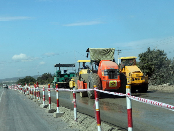 Quảng Ngãi: Đền bù các hộ dân bị nứt nhà do thi công Quốc lộ 1A ảnh 1