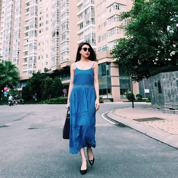 Hà Hồ đối lập Lan Khuê, Quỳnh Châu "rủ" Huyền My diện đồ tối giản ảnh 8